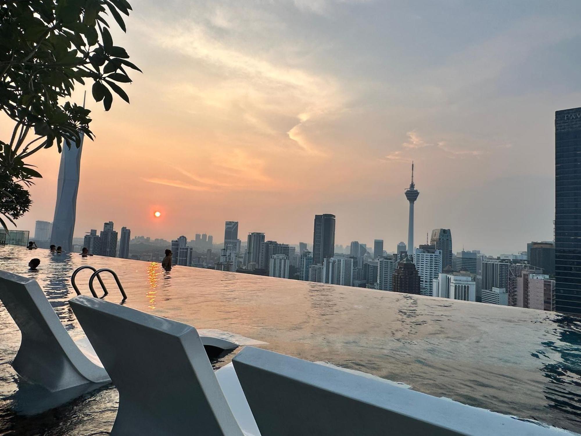 Axon Residence Suites Kl Куала-Лумпур Экстерьер фото